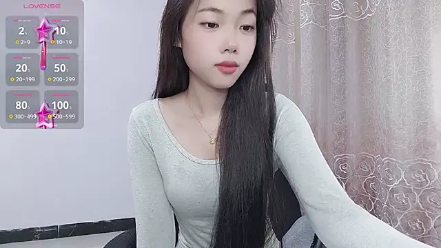 Snapshot of Lvy--v chatting on 22, 2, 2025 Lvy--v online show from 22, 2, 2025