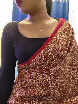 yhona darling online show from 8, 4, 2026