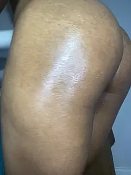 Snapshot of incognitobdy chatting on 15, 1, 2025 incognitobdy online show from 15, 1, 2025