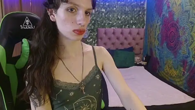 Snapshot of BurningVenus12 chatting on 3, 6, 2026 BurningVenus12 online show from 3, 6, 2026