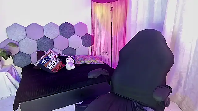 Horny tgn online show from 31, 5, 2026