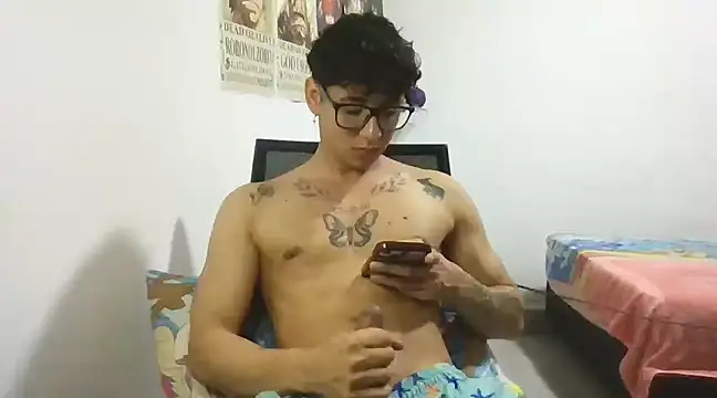 Snapshot of Dillom420 chatting on 15, 3, 2025 Dillom420 online show from 15, 3, 2025