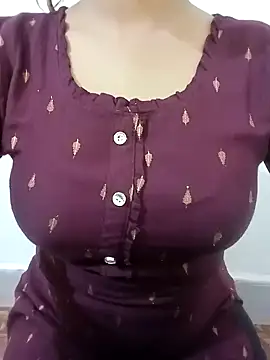 Snapshot of Arohi_is_Live chatting on 4, 3, 2025 Arohi is Live online show from 4, 3, 2025