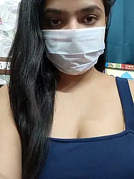 Snapshot of Myloveurvi chatting on 25, 6, 2026 Myloveurvi online show from 25, 6, 2026