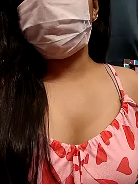 Snapshot of Myloveurvi chatting on 26, 6, 2026 Myloveurvi online show from 26, 6, 2026