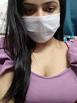 Snapshot of Myloveurvi chatting on 3, 7, 2026 Myloveurvi online show from 3, 7, 2026