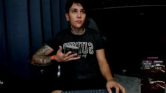 ZhoeStrong online show from 21, 11, 2025