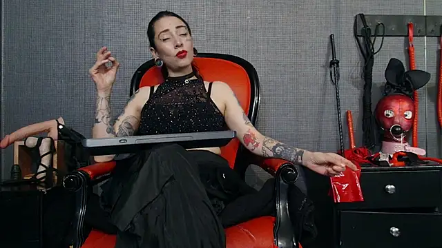Snapshot of LusstCruella chatting on 18, 3, 2025 LusstCruella online show from 18, 3, 2025