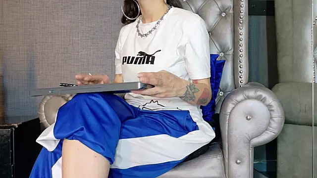 Snapshot of LusstCruella chatting on 19, 10, 2025 LusstCruella online show from 19, 10, 2025