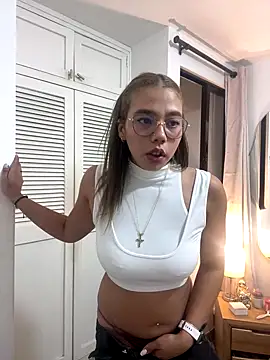 Martina Miiller online show from 1, 10, 2025