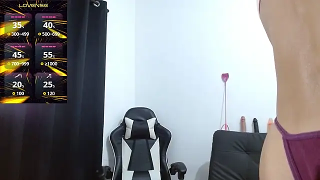 Snapshot of Kiara-Rider chatting on 29, 10, 2025 Kiara-Rider online show from 29, 10, 2025