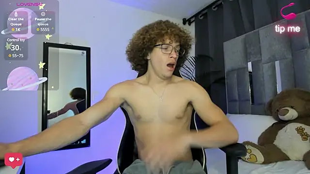 All3ssandr0 online show from 11, 1, 2025