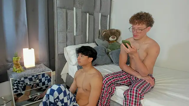 All3ssandr0 online show from 20, 10, 2025