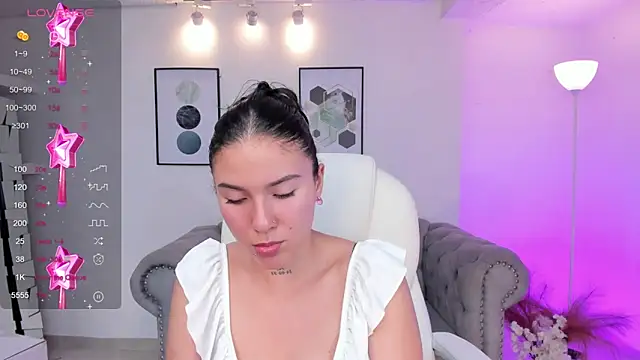 Snapshot of kendaall_jenner_ chatting on 21, 12, 2024 kendaall jenner  online show from 21, 12, 2024