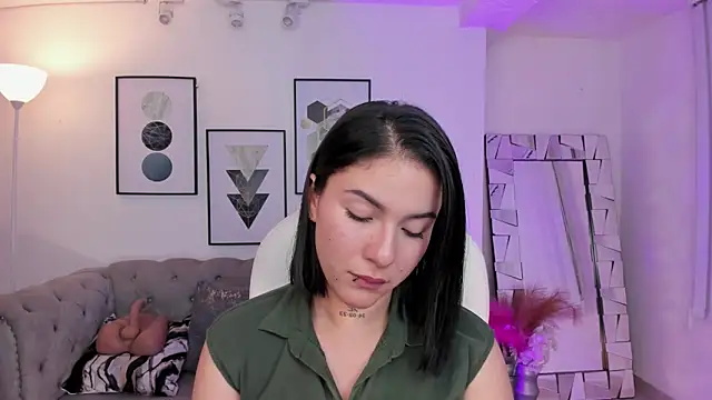 Snapshot of kendaall_jenner_ chatting on 13, 1, 2025 kendaall jenner  online show from 13, 1, 2025
