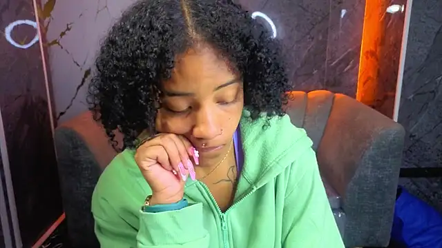 Violeth b online show from 14, 11, 2025