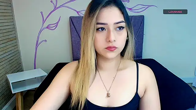 DahliaMoore online show from 5, 12, 2024