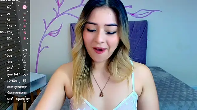 DahliaMoore online show from 14, 12, 2024