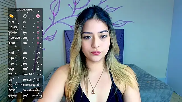DahliaMoore online show from 20, 12, 2024