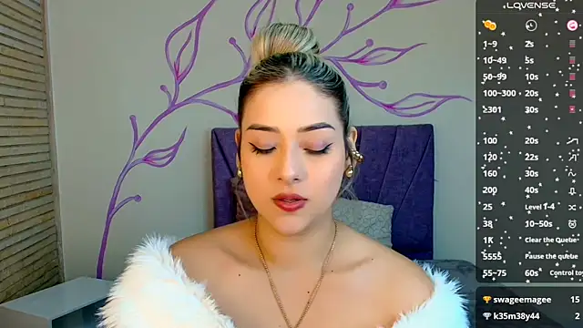 DahliaMoore online show from 27, 12, 2024