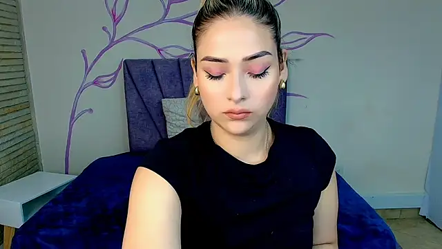 DahliaMoore online show from 17, 1, 2025