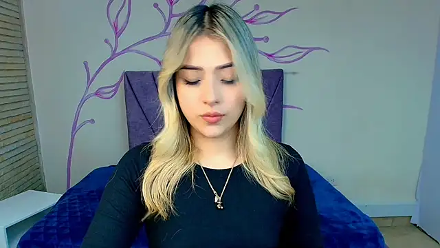 DahliaMoore online show from 23, 1, 2025