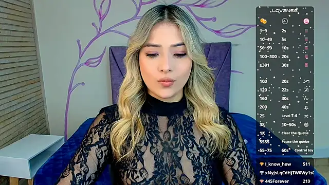 DahliaMoore online show from 26, 1, 2025