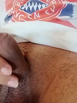 Snapshot of El_baby12 chatting on 25, 10, 2025 El baby12 online show from 25, 10, 2025