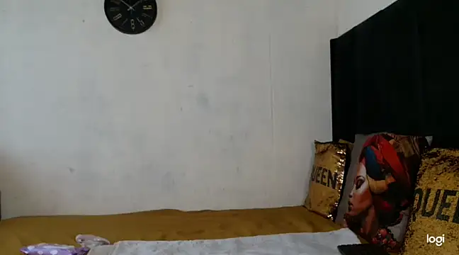 quenliyasa online show from 11, 1, 2025