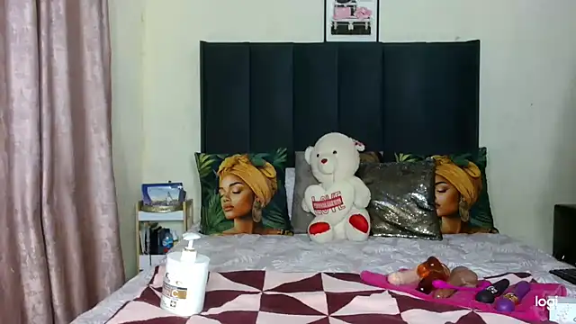 Snapshot of quenliyasa chatting on 26, 4, 2026 quenliyasa online show from 26, 4, 2026