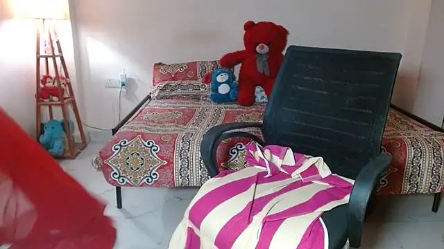Naughty Ayesha1 online show from 13, 6, 2026