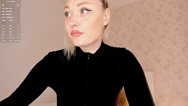 Snapshot of Allena_moan chatting on 20, 7, 2026 Allena moan online show from 20, 7, 2026