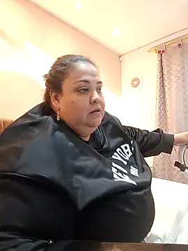 Snapshot of Alisson_am chatting on 2, 2, 2026 Alisson am online show from 2, 2, 2026