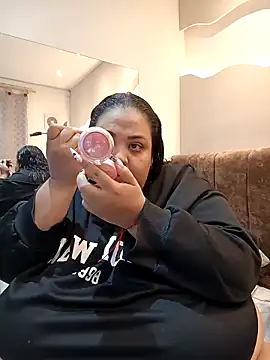 Snapshot of Alisson_am chatting on 5, 4, 2026 Alisson am online show from 5, 4, 2026