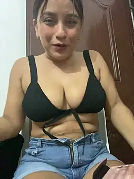 perlita05 online show from 13, 2, 2025