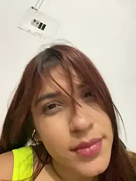 perlita05 online show from 25, 2, 2025