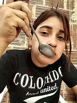 perlita05 online show from 12, 3, 2025