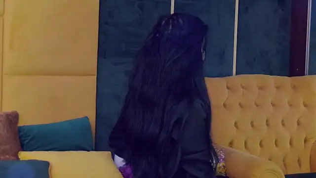 Snapshot of GiuliaHarvey chatting on 18, 3, 2025 GiuliaHarvey online show from 18, 3, 2025