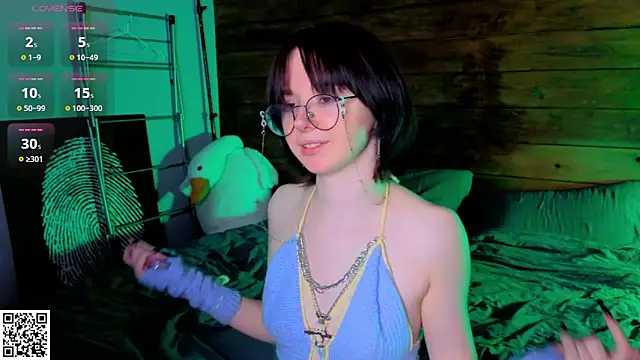 Nora Failure online show from 4, 8, 2026