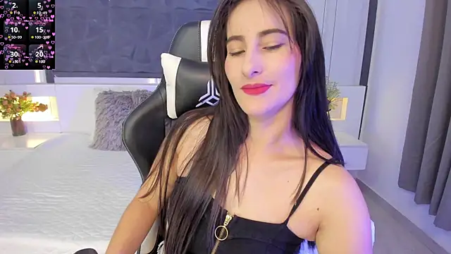 Snapshot of SaraGomez1 chatting on 14, 12, 2025 SaraGomez1 online show from 14, 12, 2025