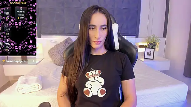 Snapshot of SaraGomez1 chatting on 12, 1, 2026 SaraGomez1 online show from 12, 1, 2026