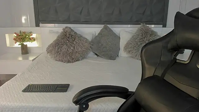 Snapshot of SaraGomez1 chatting on 16, 2, 2026 SaraGomez1 online show from 16, 2, 2026