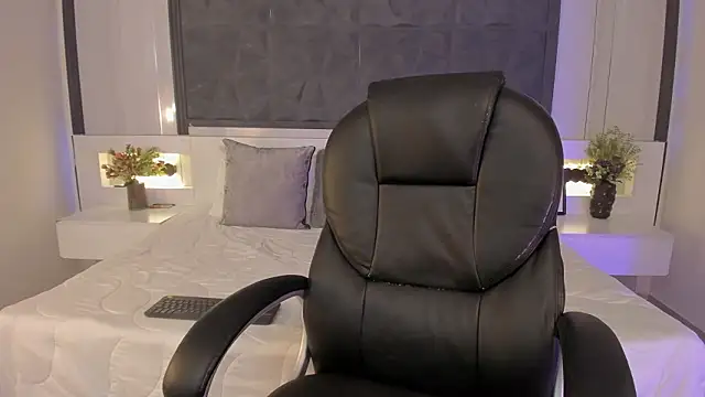 Snapshot of SaraGomez1 chatting on 27, 2, 2026 SaraGomez1 online show from 27, 2, 2026