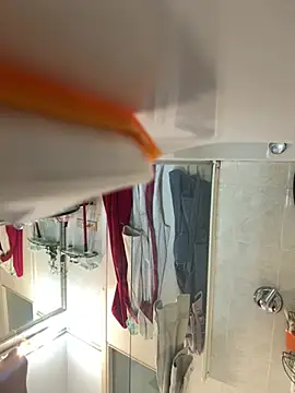 gianluca75gggggggh online show from 27, 3, 2026