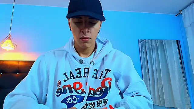 Lobo 17  online show from 1, 2, 2025