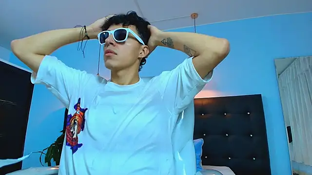 Lobo 17  online show from 5, 3, 2025