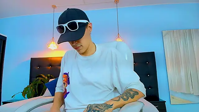 Lobo 17  online show from 15, 3, 2025