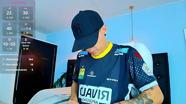 Lobo 17  online show from 10, 9, 2025