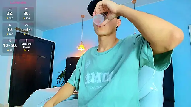 Lobo 17  online show from 28, 9, 2025