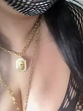 Snapshot of belquiis chatting on 15, 2, 2026 belquiis online show from 15, 2, 2026